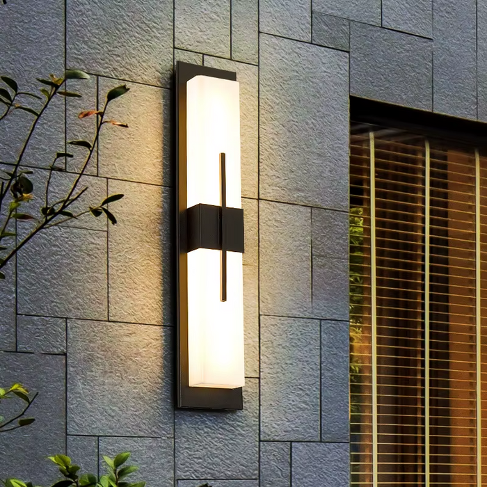 Outdoor Wall Lamp
