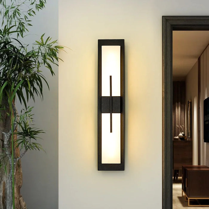 Outdoor Wall Lamp