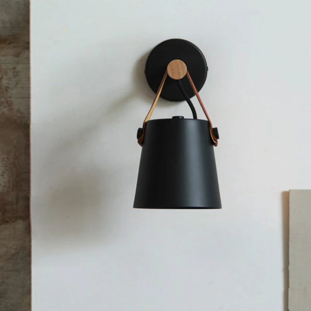 Wooden Belt-Hanging Wall Lamp